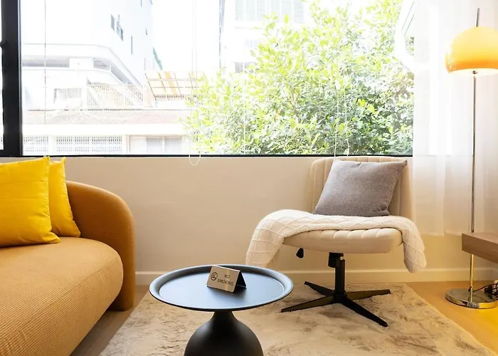 2 Bedroom For 4 Guests Private At Center Sathorn