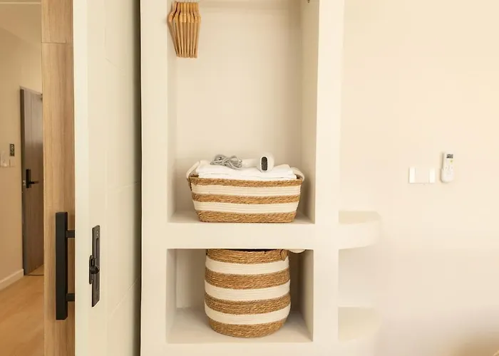 2 Bedroom For 4 Guests Private At Center Sathorn *