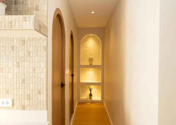 2 Bedroom For 4 Guests Private At Center Sathorn